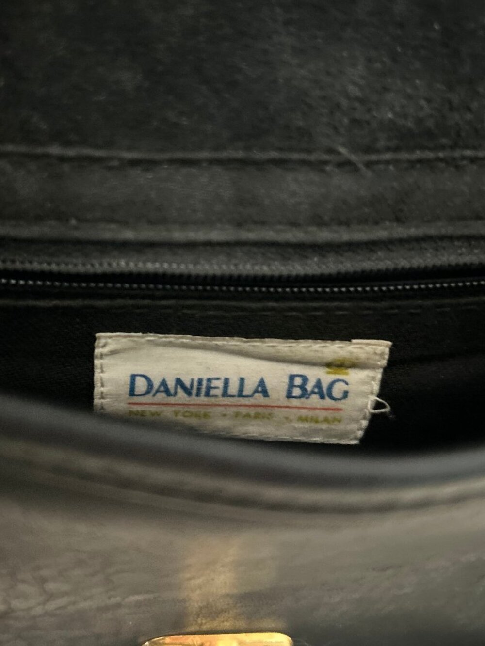 Vintage 90s Daniella Bag Black Leather Mini Crossbody Purse Gold Turn Lock - Picture 6 of 10